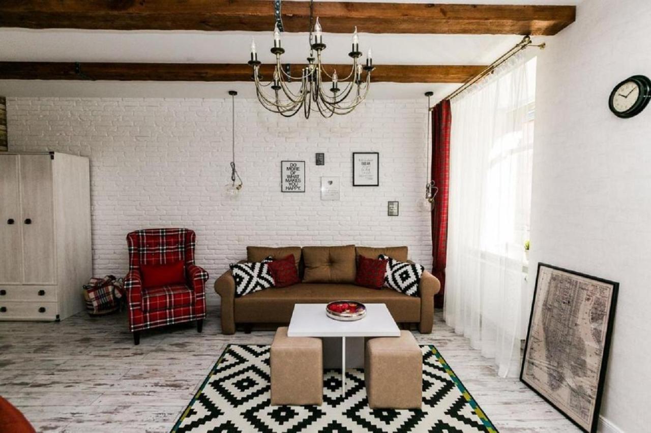 Staroevreyskaapart Lviv Luaran gambar